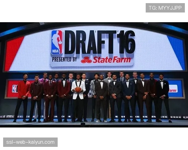 运动品牌争夺战：多家公司瞄准2026届NBA选秀热门新秀